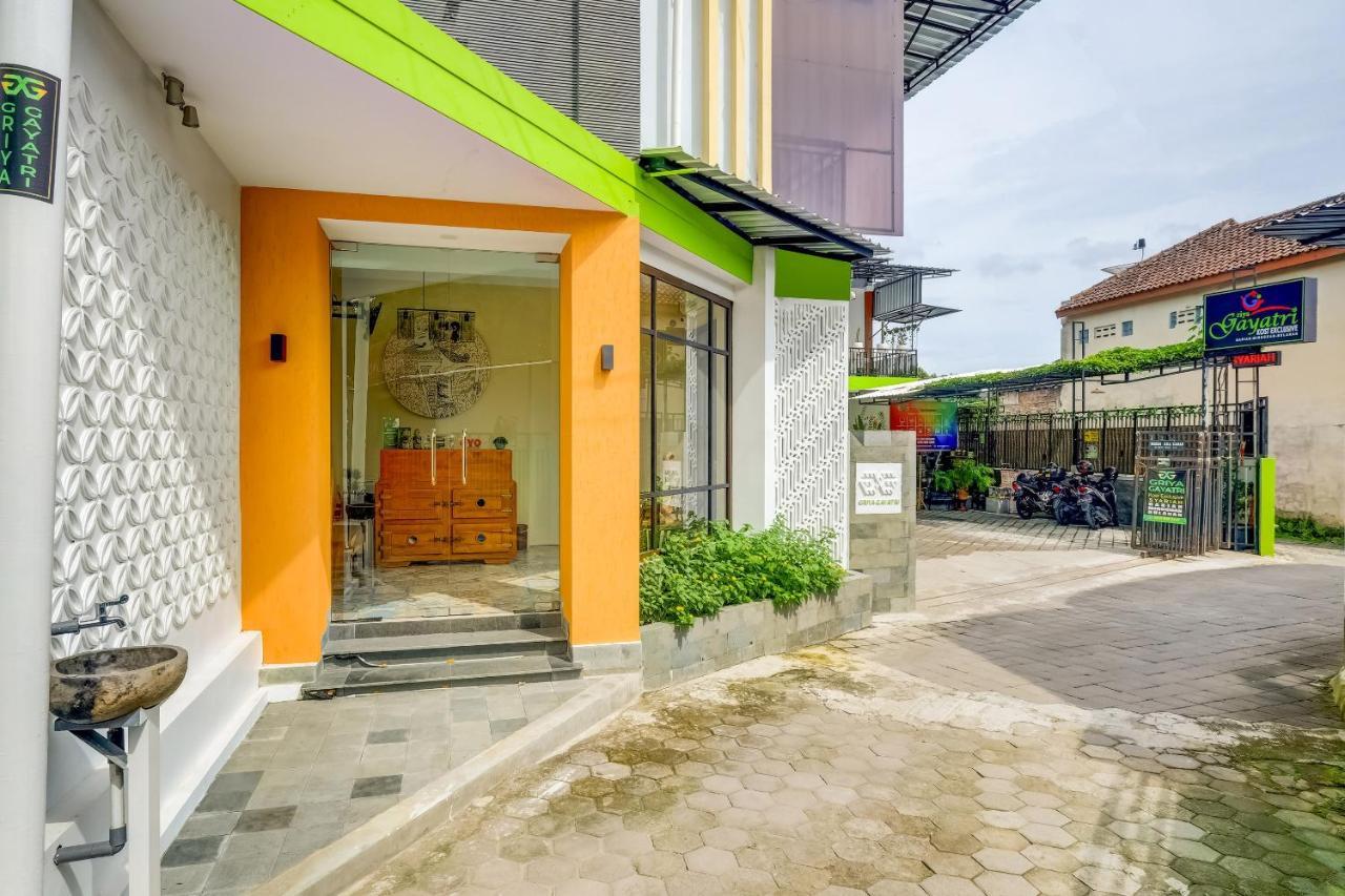 ホテル Super Oyo 3496 Griya Gayatri Syariah Melati エクステリア 写真